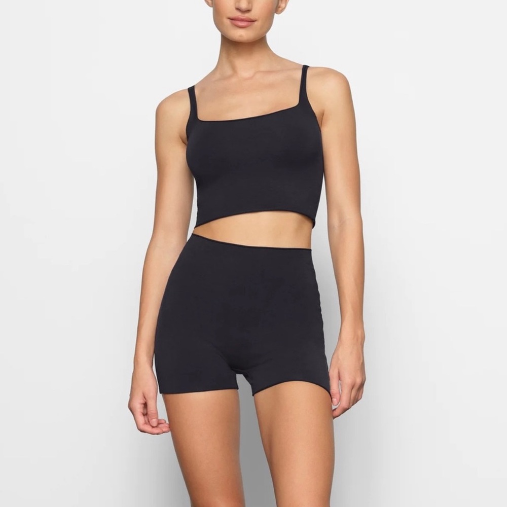 Skims Raw Edge Short